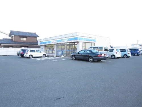 ローソン 丸岡南横地店まで1100m