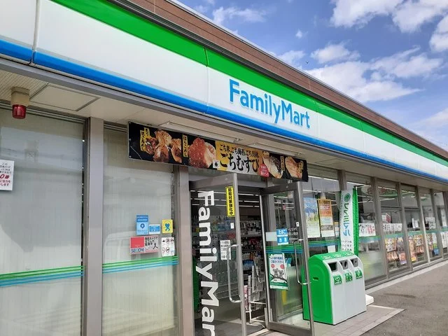 ファミリーマート園部店様まで500m