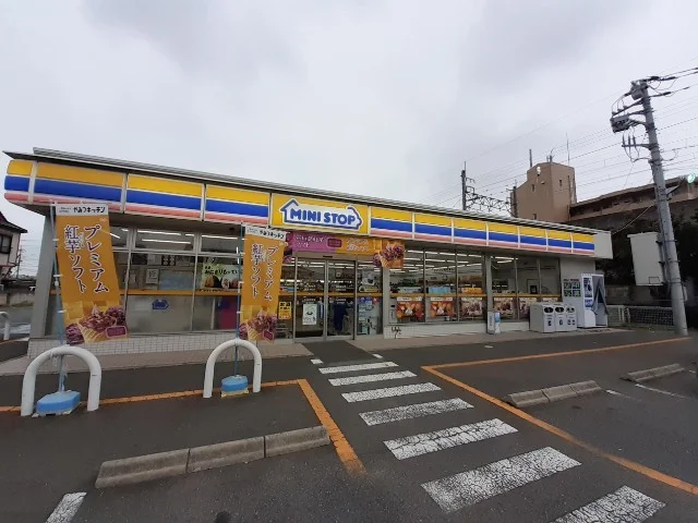 ミニストップ前橋本町店まで500m