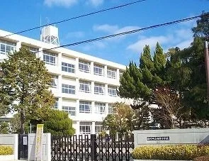 田原小学校まで1400m