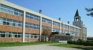 滝川市立東小学校まで1700m