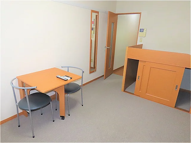 ハイベッドタイプのお部屋です