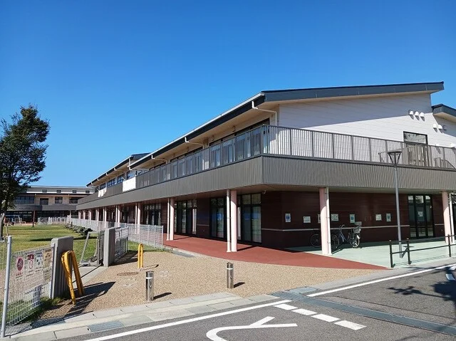 市立中野むくのき幼児園まで360m