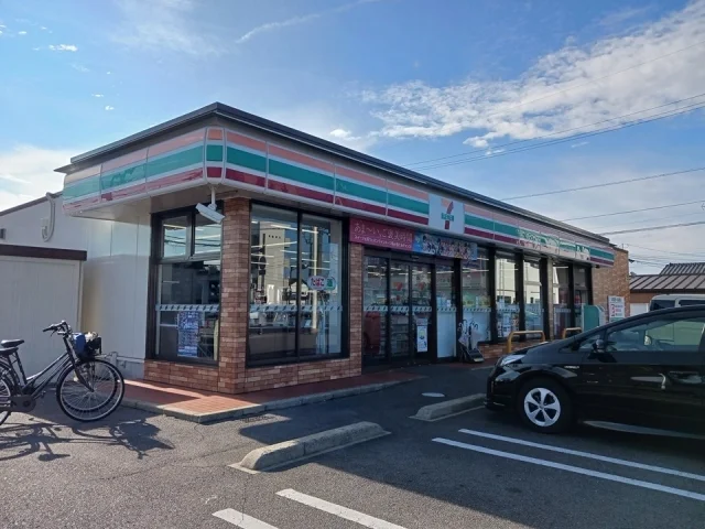 セブン-イレブン 佐賀若楠店まで1400m