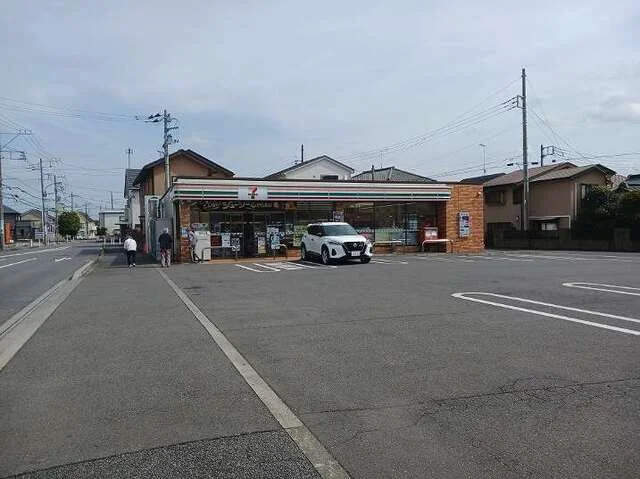 セブンイレブンまで1500m