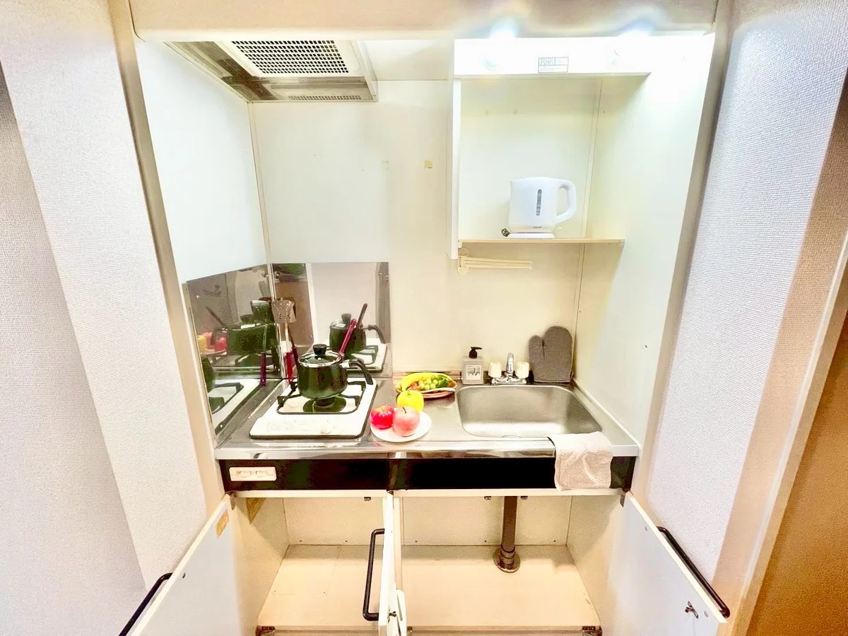 ※撮影用の観察植物・食器調理器具・雑貨類等はございません。※写真は現況優先