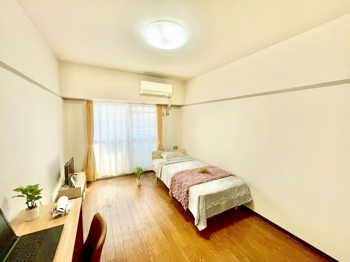 ※撮影用の観察植物・食器調理器具・雑貨類等はございません。※写真は現況優先