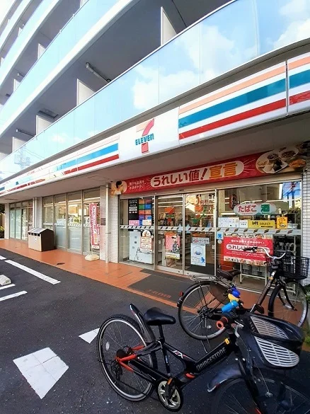 セブンイレブン板橋東新町１丁目まで258m