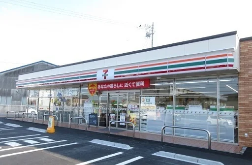 セブンイレブン小俣町宮前店まで750m