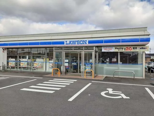 ローソン　鶴岡平京田店まで550m