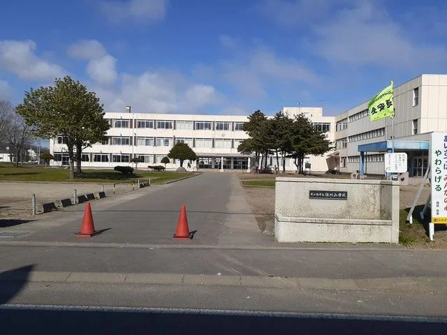 澄川小学校まで1000m