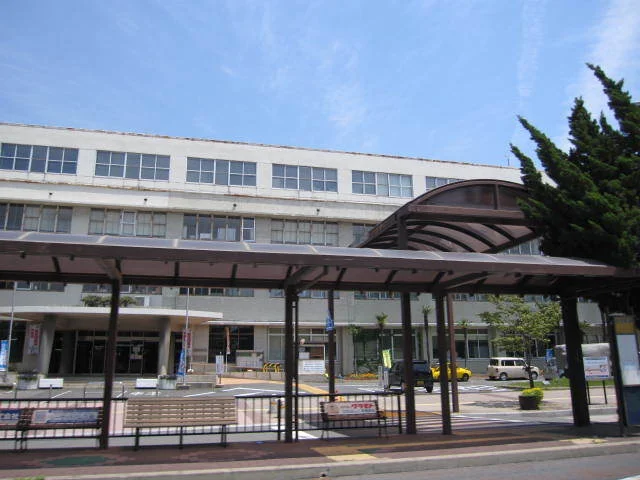 宇部市役所まで700m