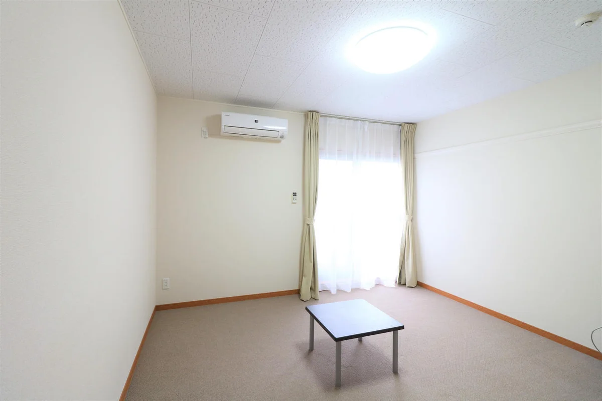 大型家具家電付きにより初めての一人暮らしの方も安心！