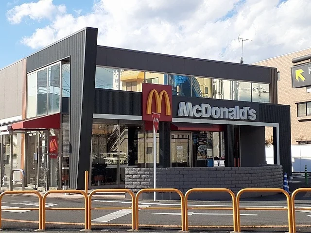 マクドナルド 平成通り宇都宮店まで260m
