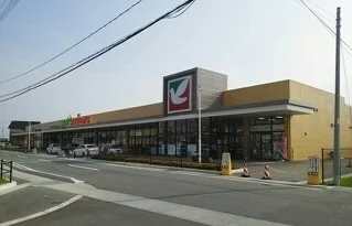 ヨークベニマルまで3700m