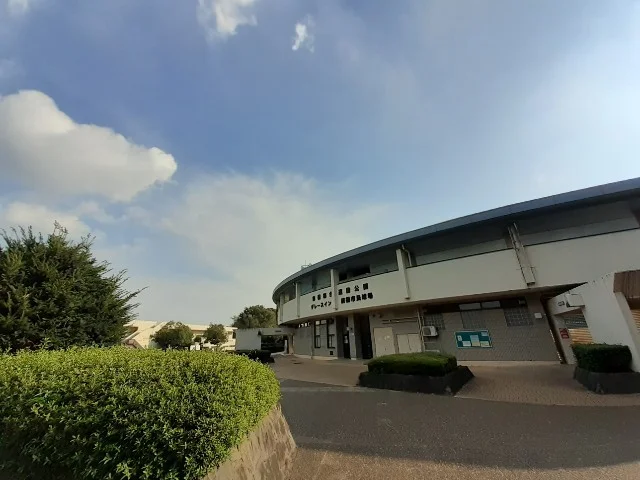 前橋総合運動公園まで1100m
