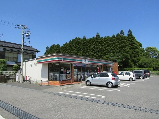 セブンイレブン鷲ノ巣店まで900m