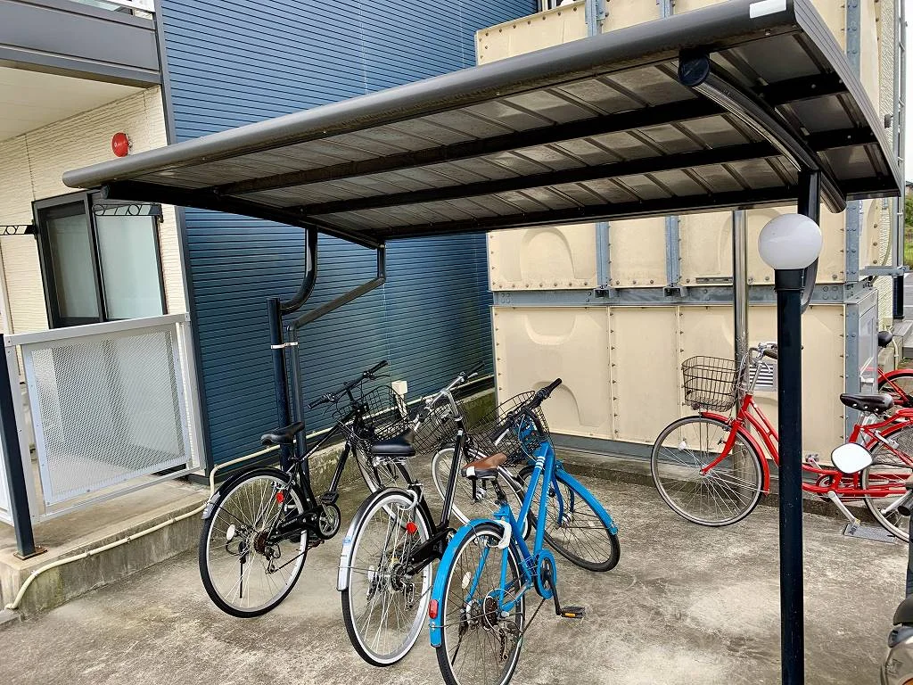 駐輪場完備