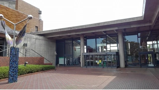 千葉県東総文化会館まで2200m