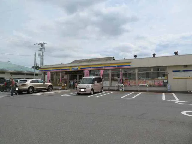 ミニストップまで300m