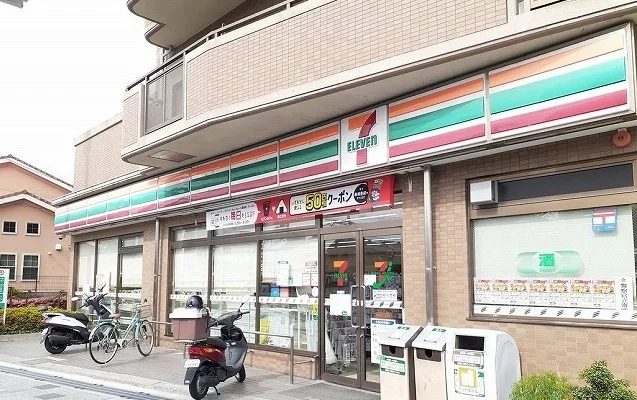セブンイレブンまで120m
