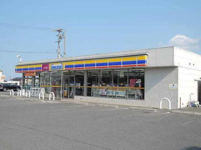 ミニストップまで1600m