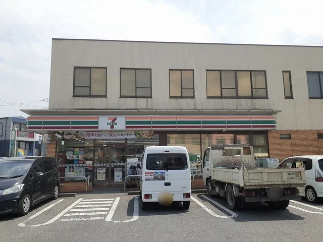 セブンイレブン水戸西原店まで800m