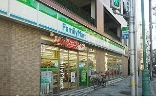 ファミリーマート様まで110m