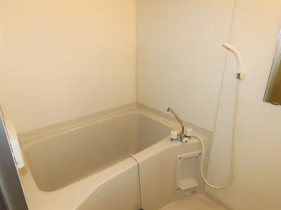 お風呂とトイレは完全別です