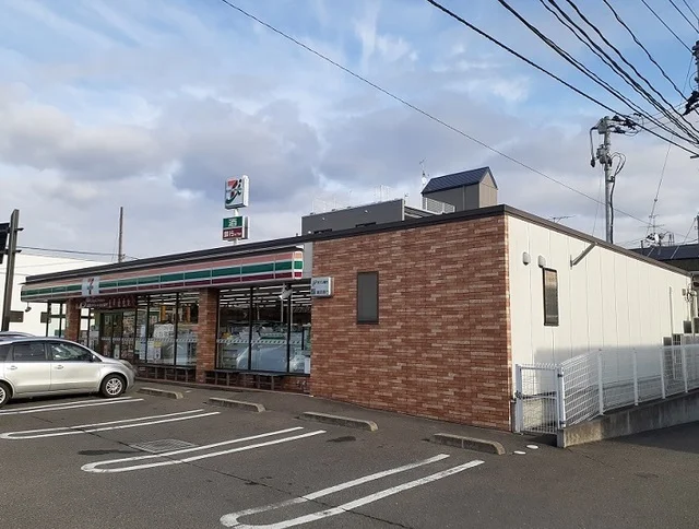 セブンイレブン福島東高成蹊高前まで550m