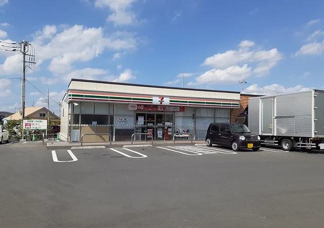 セブン　埼玉スタジアム北店まで220m