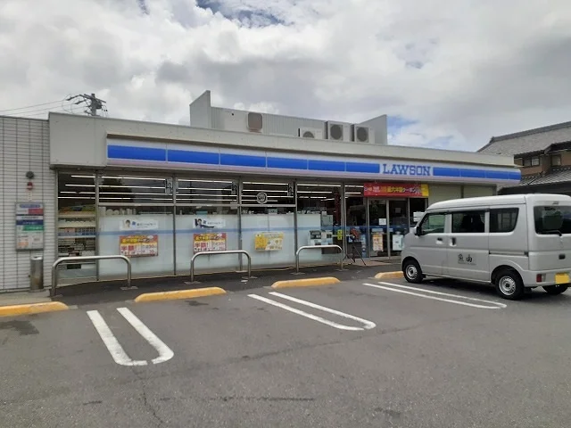 ローソン碧南入船町店まで518m