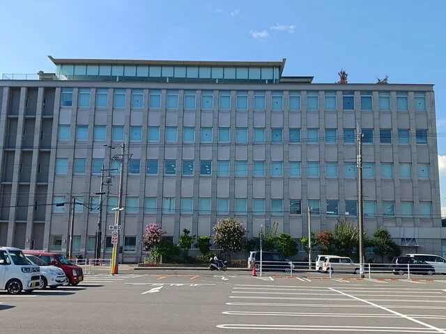 美原区役所まで2742m