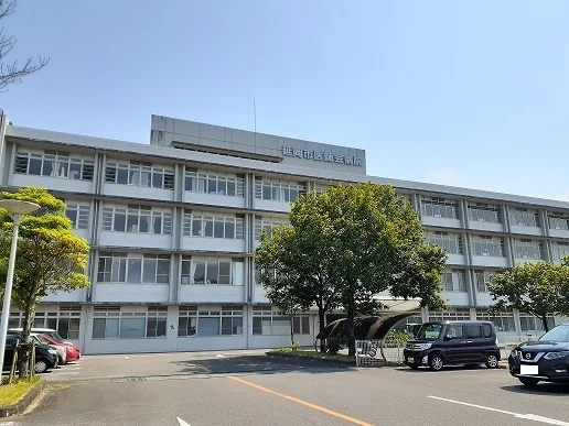 医師会病院まで1100m