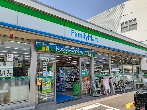 ファミリーマート出北店まで600m