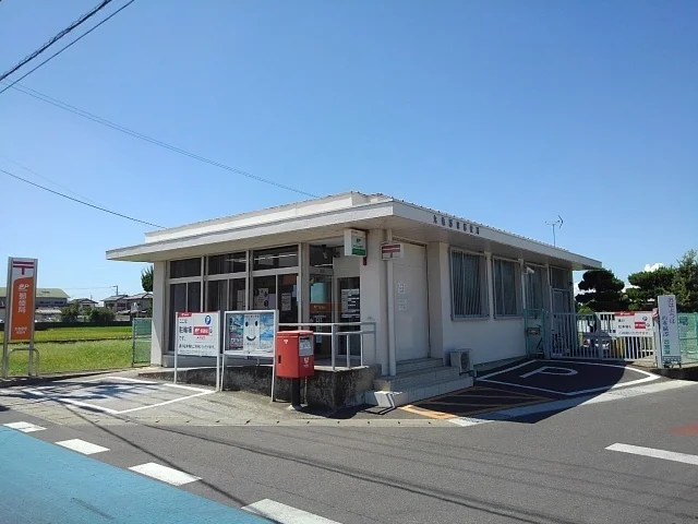 郡家郵便局まで400m