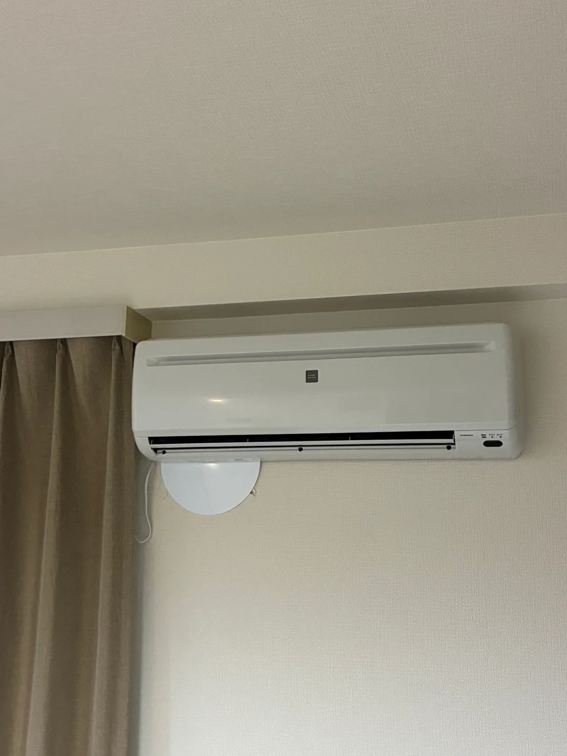 エアコン（冬期間は使用できません）