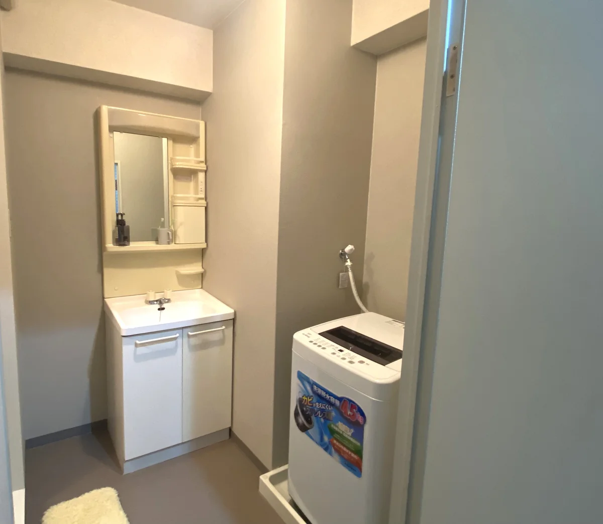 嬉しい独立洗面台✨