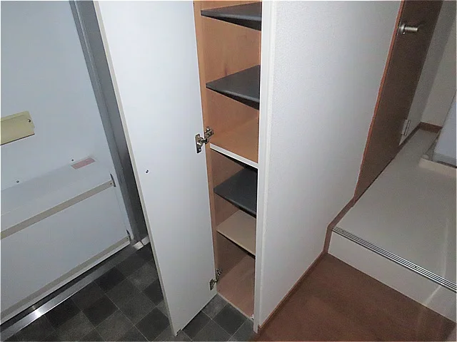 シューズボックスあり