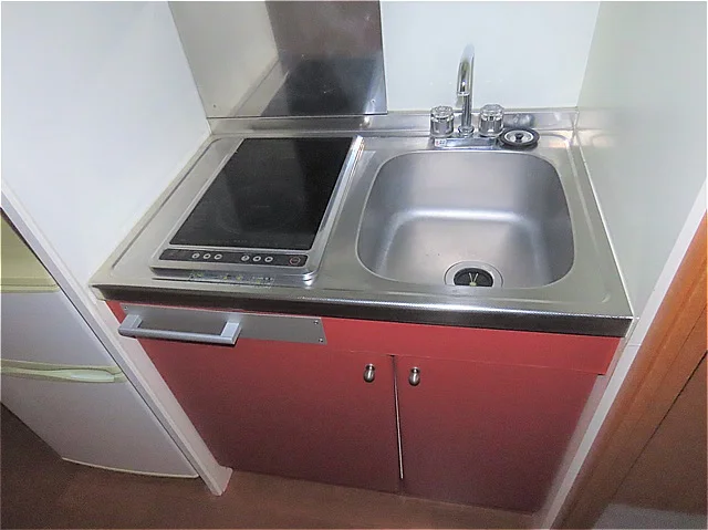 2口の電気コンロまたはIHコンロとなります