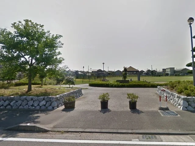 おがさセントラルパークまで240m