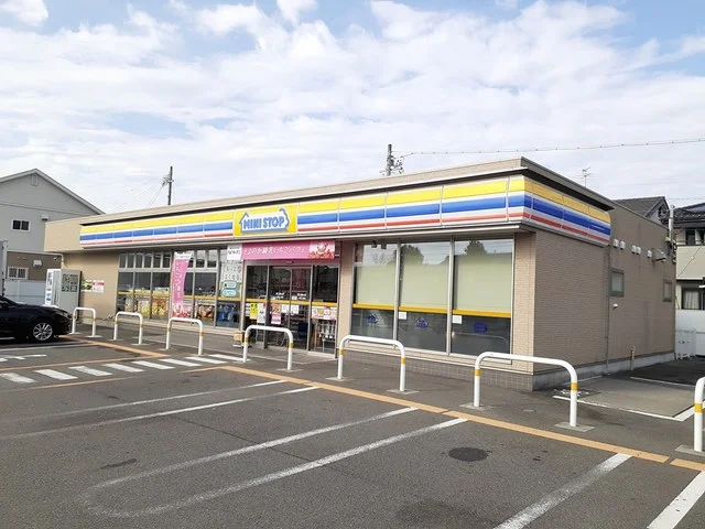 ミニストップ　一宮三条店まで350m
