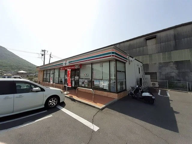 セブンイレブンまで800m