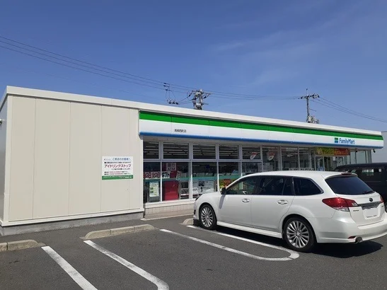 ファミリーマート高柳西町店まで130m