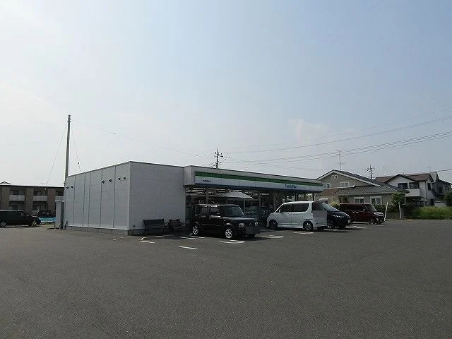 ファミリーマート茂原東部台店まで850m