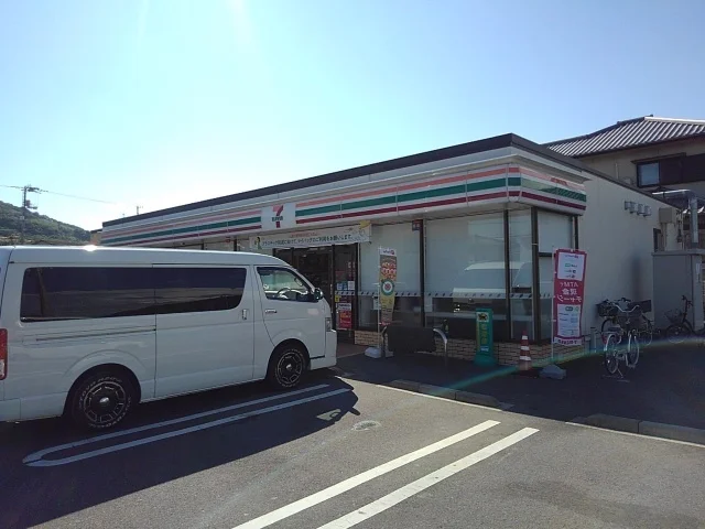セブンイレブン坂出川津店まで600m