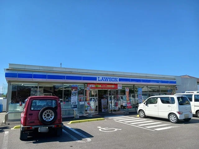ローソン新居浜新須賀町店まで305m
