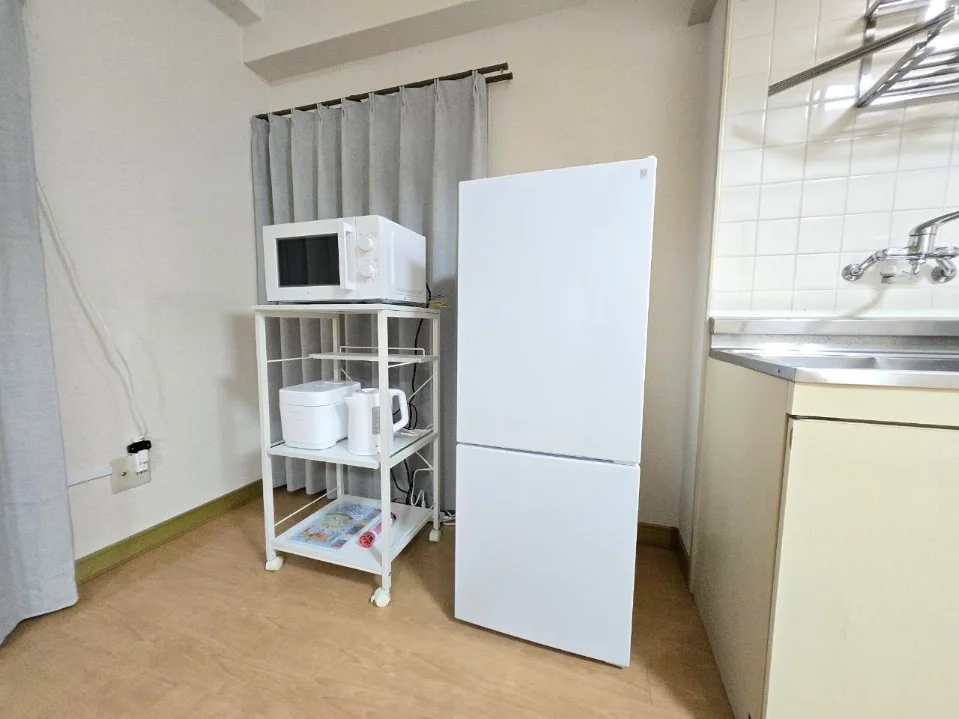 冷蔵庫・電子レンジ・炊飯器・ケトル