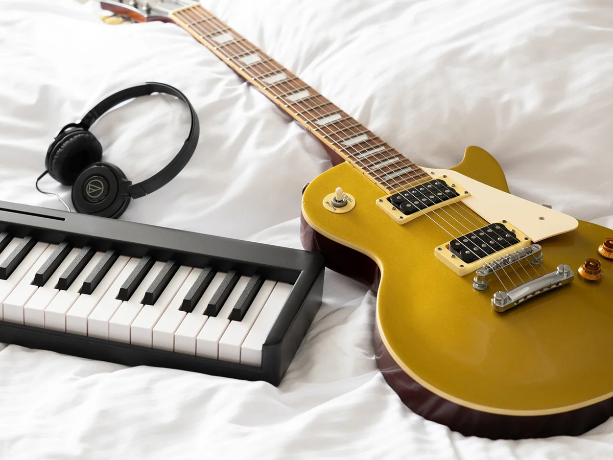 キーボードやギターも貸出可能です。