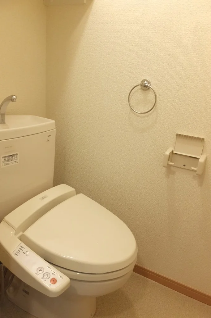 温水洗浄便座設置済み